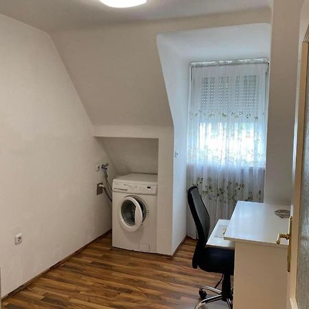 Montel Park - Linz Danube River Apartment Bagian luar foto